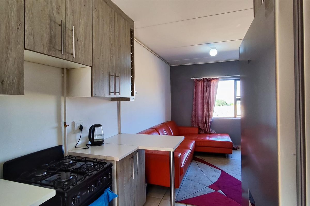 Apartment For Sale In Boksburg - Photo 4