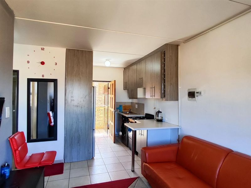 Apartment For Sale In Boksburg - Photo 5