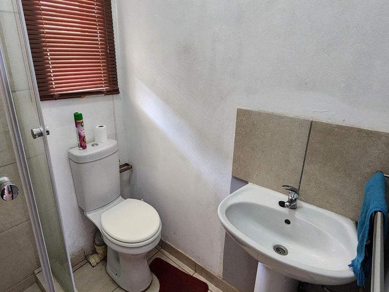 Apartment For Sale In Boksburg - Photo 8