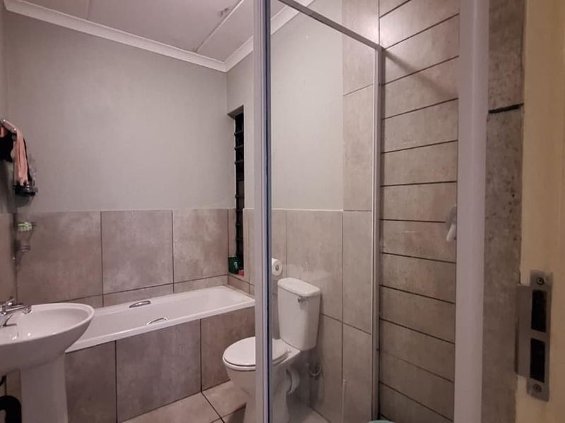 Apartment For Sale In Boksburg - Photo 7