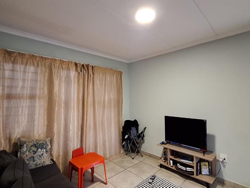 Apartment For Sale In Boksburg - Photo 5