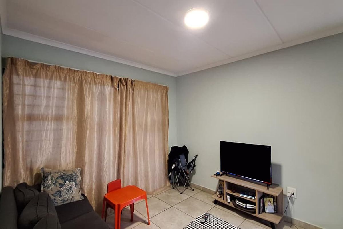 Apartment For Sale In Boksburg - Photo 5