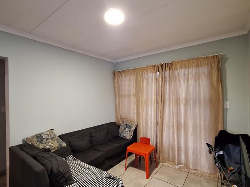 Apartment For Sale In Boksburg - Photo 4