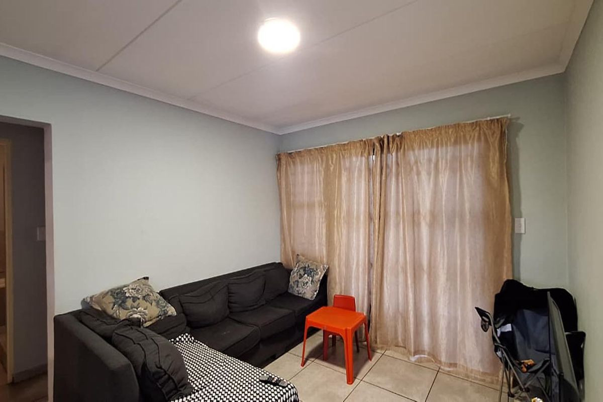 Apartment For Sale In Boksburg - Photo 4
