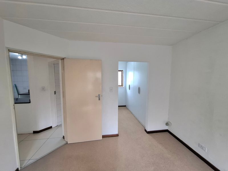 Apartment Rental Monthly In Sandton - Photo 7