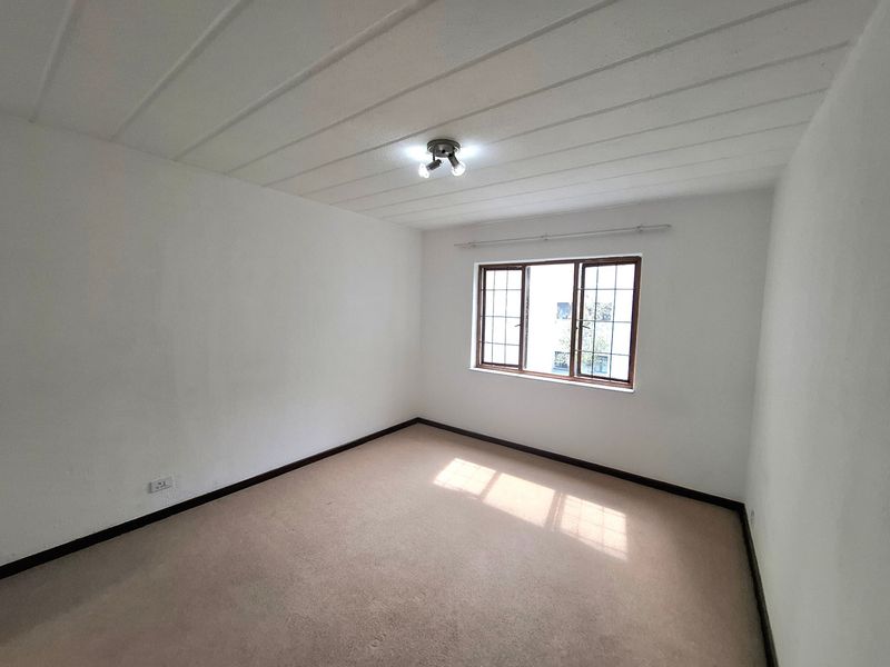 Apartment Rental Monthly In Sandton - Photo 4