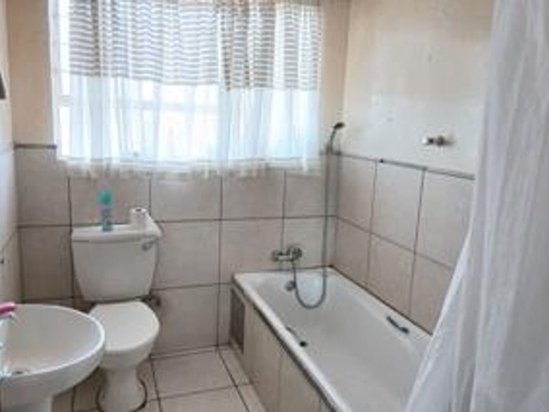 Apartment For Sale In Boksburg - Photo 7