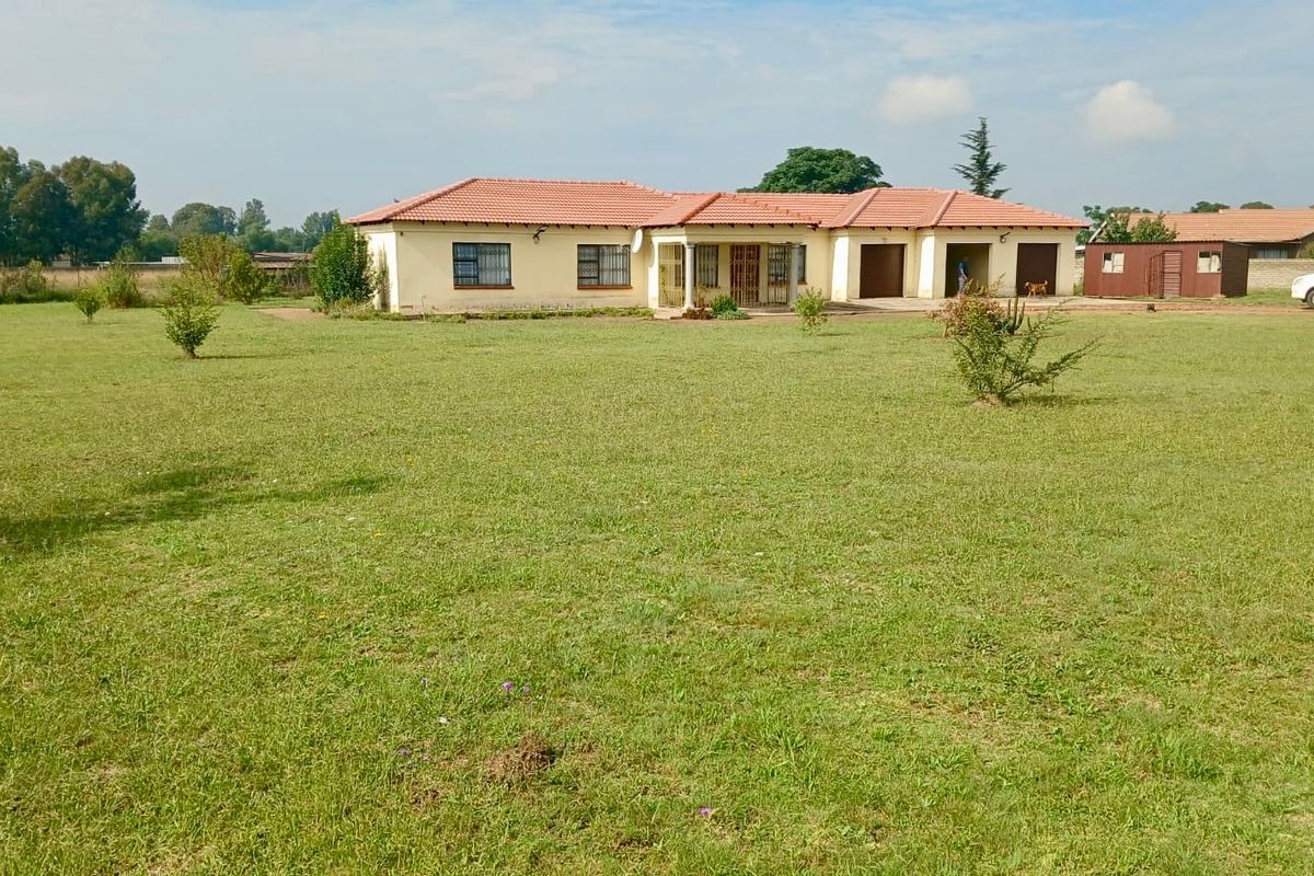 House For Sale In Vereeniging - Photo 4