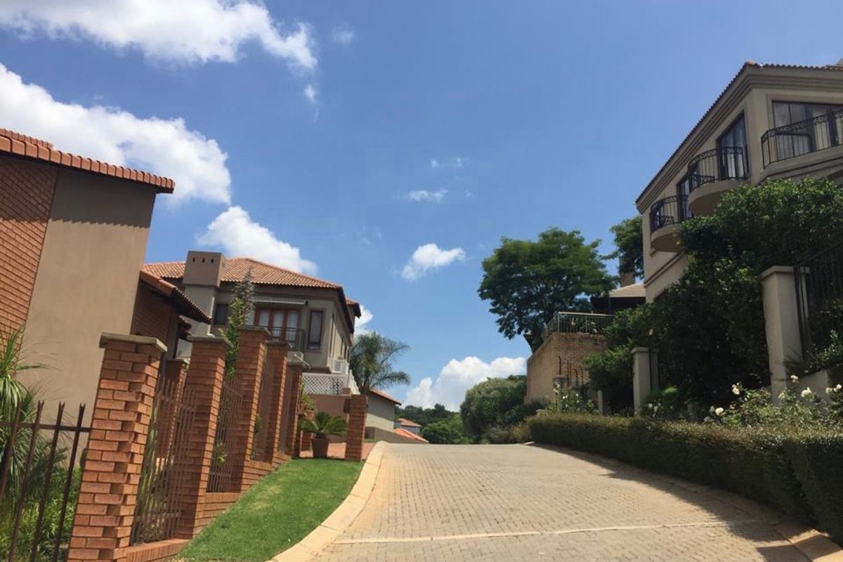 House For Sale In Pretoria - Photo 2