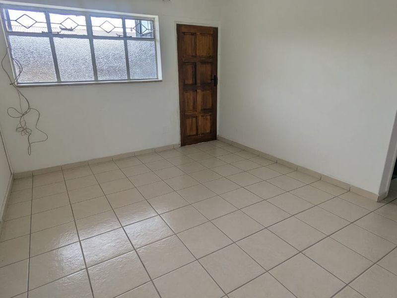 Apartment Rental Monthly In Edenvale - Photo 2