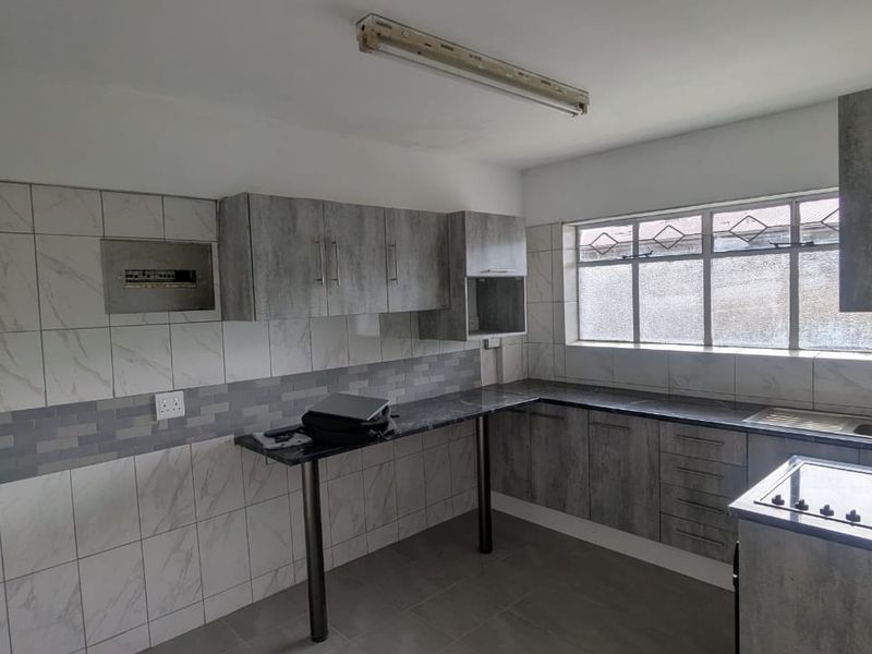 Apartment Rental Monthly In Edenvale - Photo 4