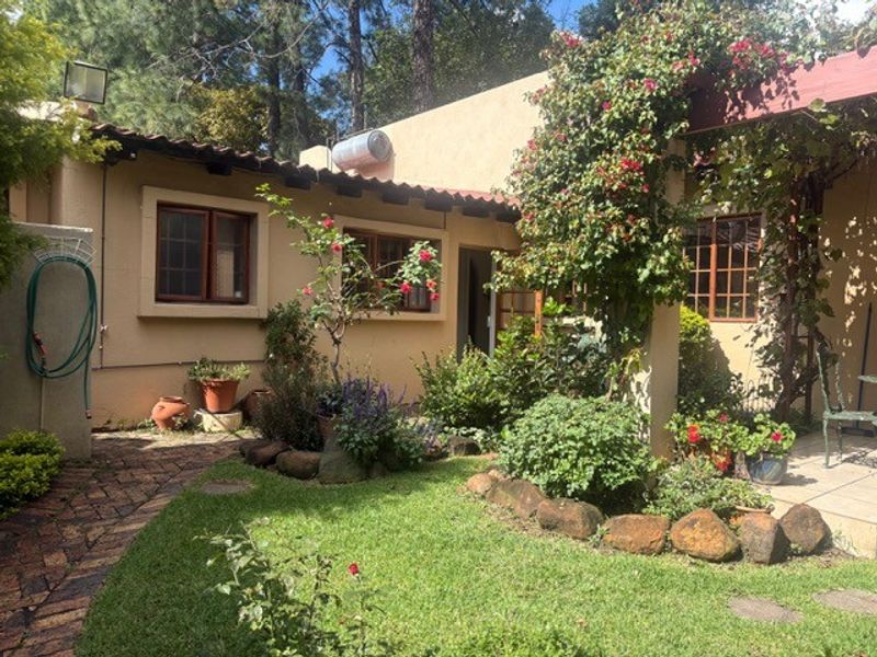 House Rental Monthly In Sandton - Photo 2