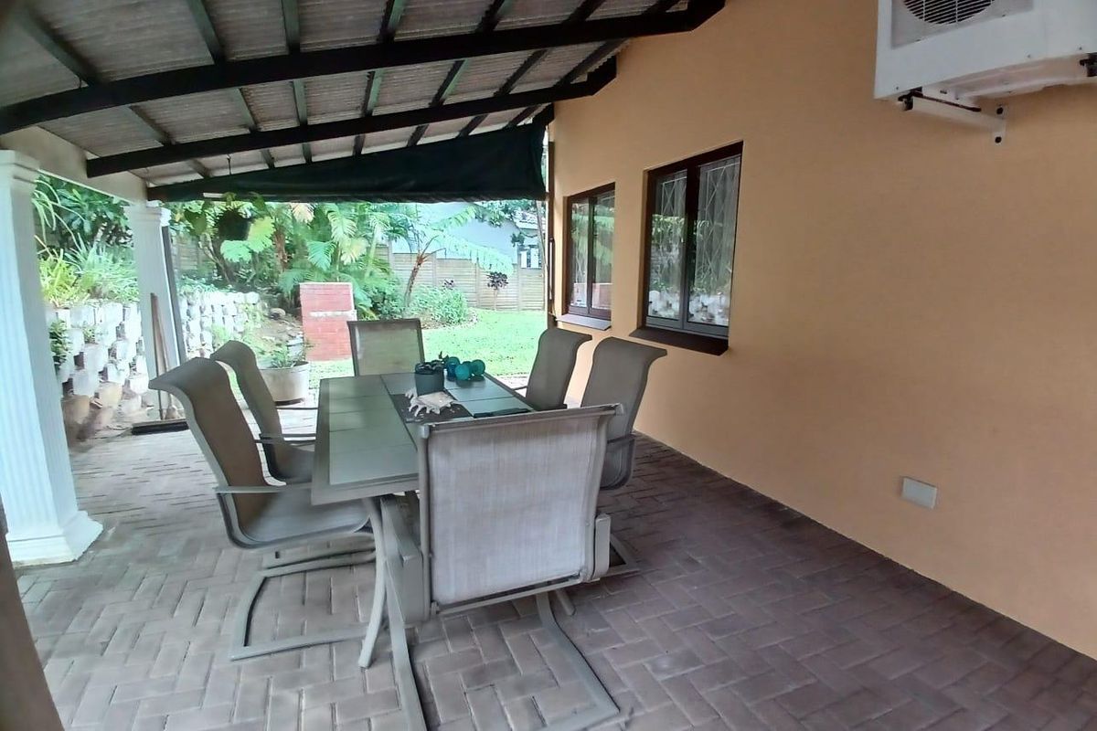 Townhouse For Sale In Port Shepstone - Photo 3