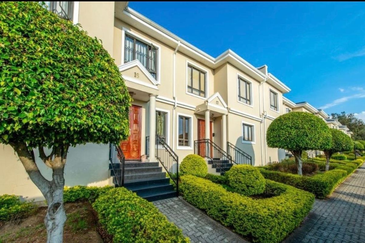 Apartment For Sale In Midrand - Photo 2