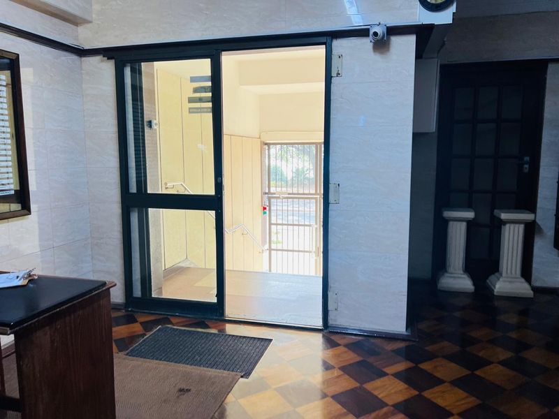 Apartment Rental Monthly In Durban - Photo 4