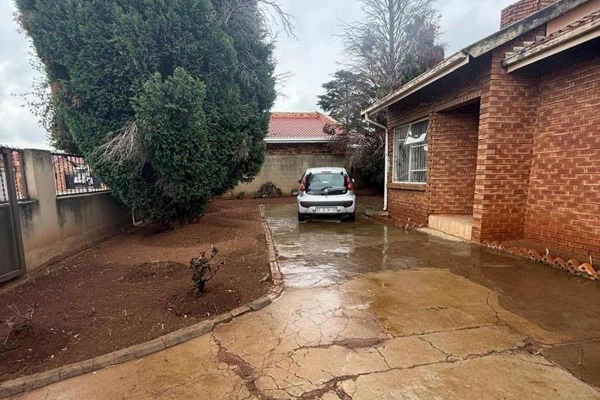 House For Sale In Katlehong - Photo 5