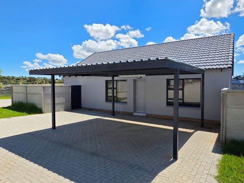 Townhouse For Sale In Port Alfred - Photo 4