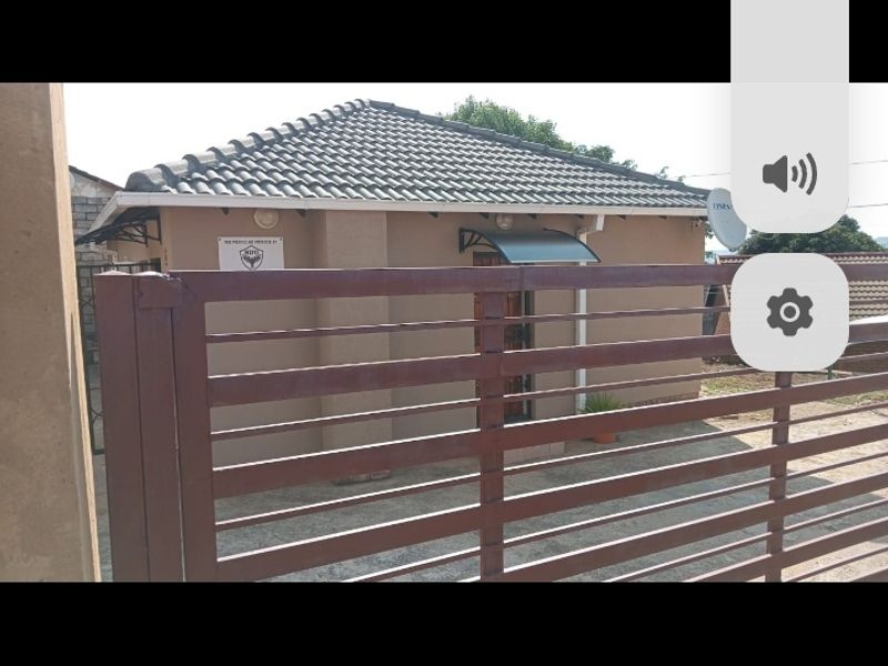 House For Sale In Pretoria - Photo 2