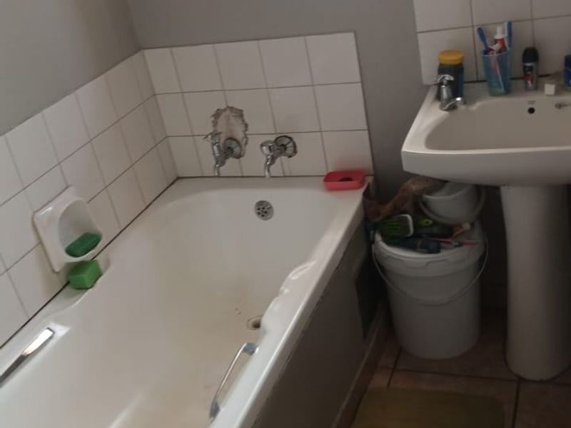 House For Sale In Pretoria - Photo 5