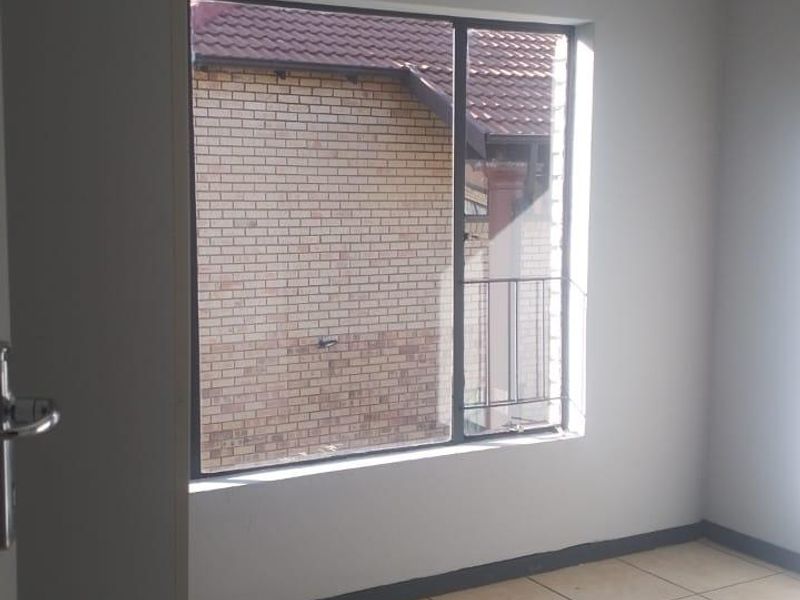 Apartment Rental Monthly In Boksburg - Photo 9