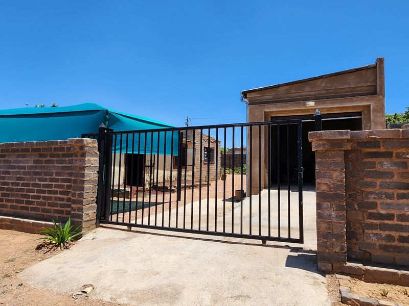 House For Sale In Mabopane - Photo 8