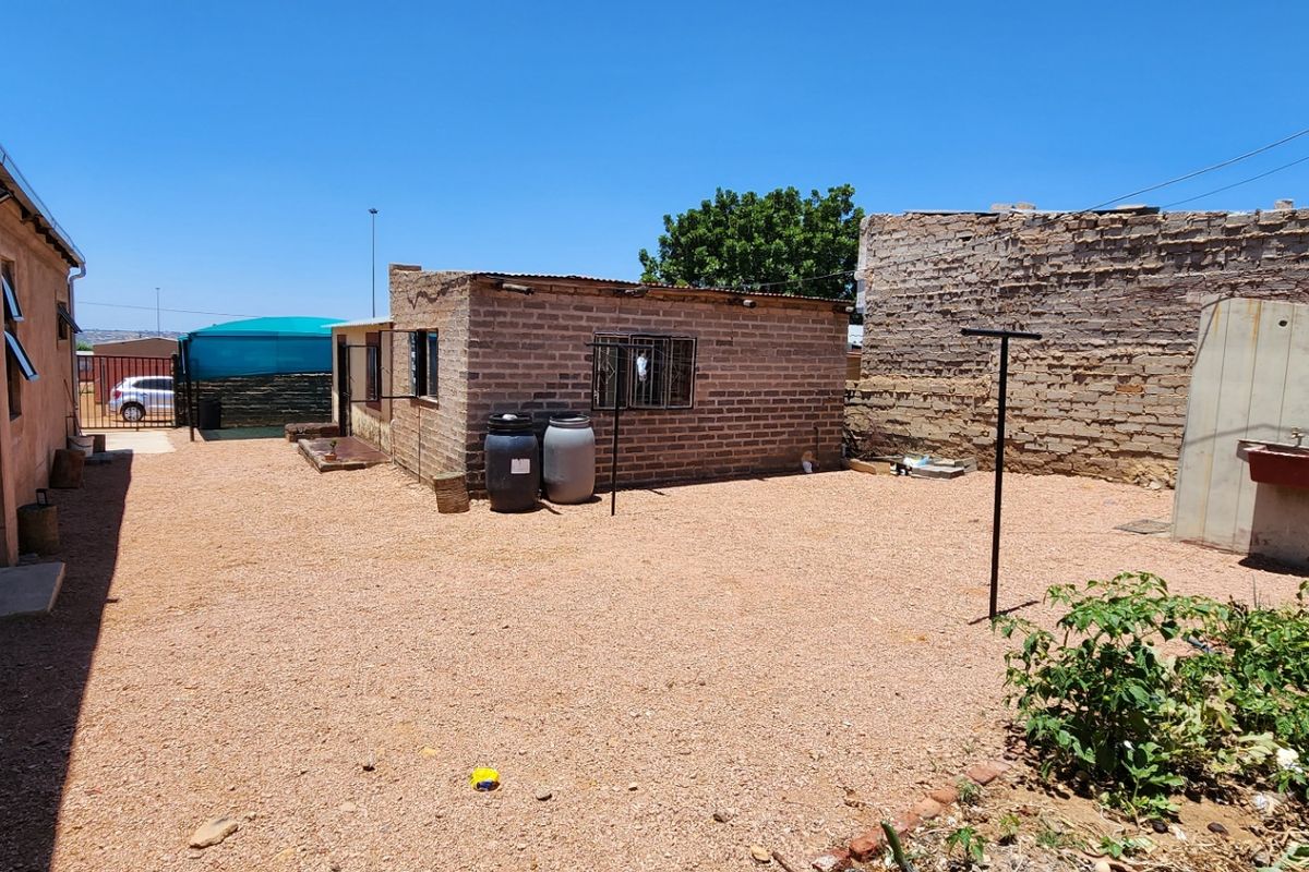 House For Sale In Mabopane - Photo 4