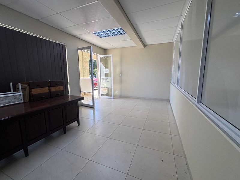 Commercial Rental Monthly In Southbroom - Photo 7