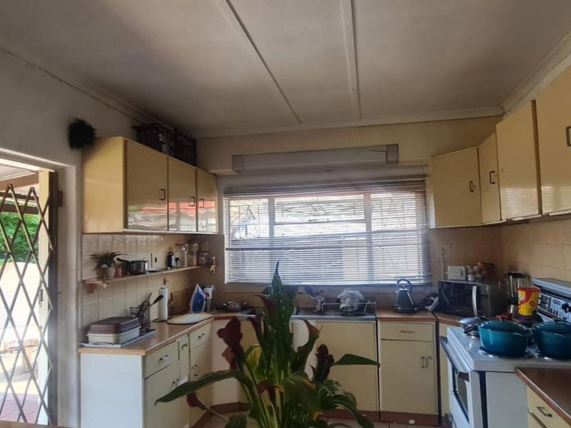 House For Sale In Germiston - Photo 4