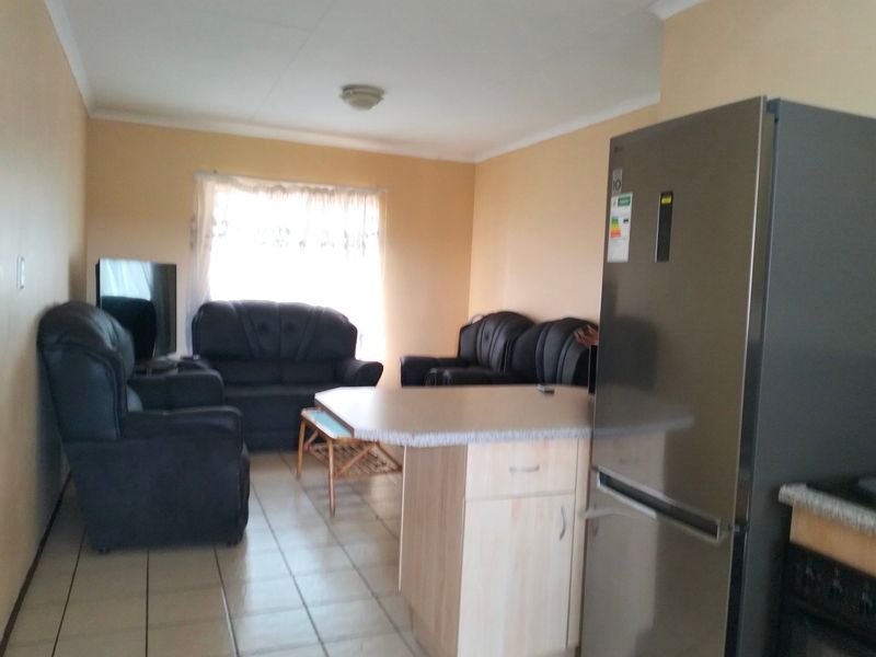 Apartment For Sale In Centurion - Photo 3