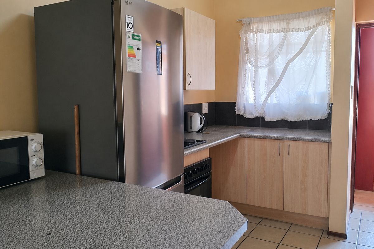 Apartment For Sale In Centurion - Photo 4