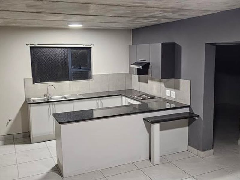 Apartment For Sale In Boksburg - Photo 6