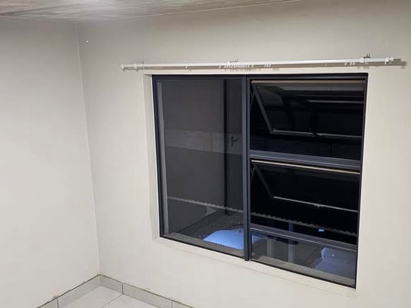 Apartment For Sale In Boksburg - Photo 4