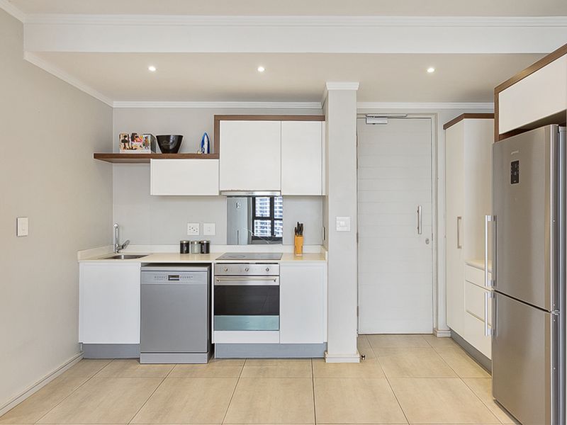 Apartment For Sale In Sandton - Photo 8