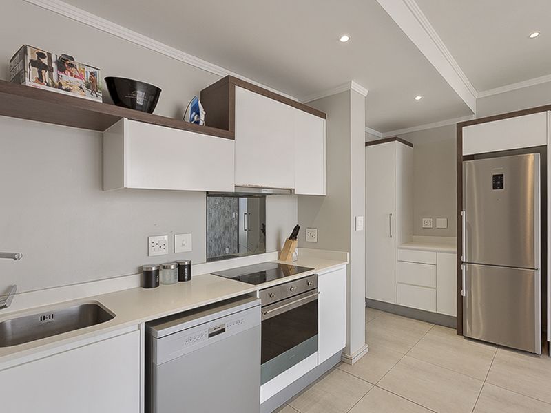 Apartment For Sale In Sandton - Photo 10