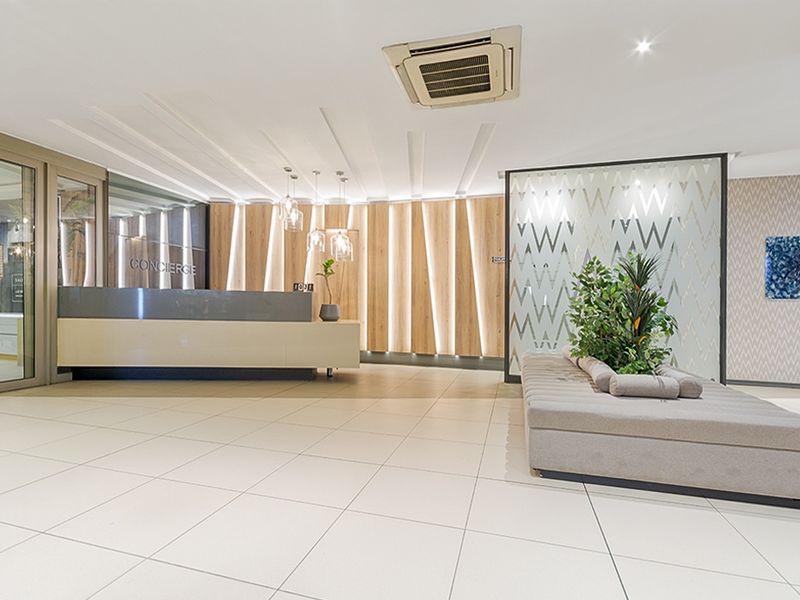 Apartment For Sale In Sandton - Photo 2