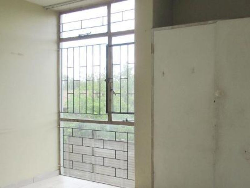 Apartment For Sale In Vanderbijlpark - Photo 6