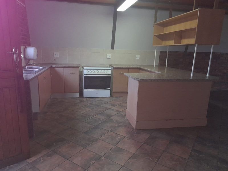 House Rental Monthly In Benoni - Photo 2