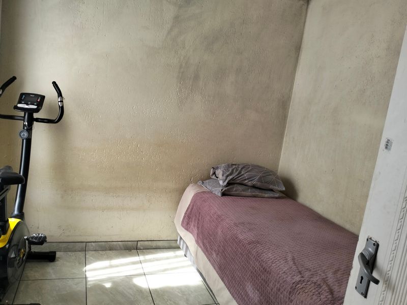 Townhouse For Sale In Centurion - Photo 10