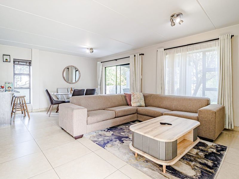 House For Sale In Sandton - Photo 4