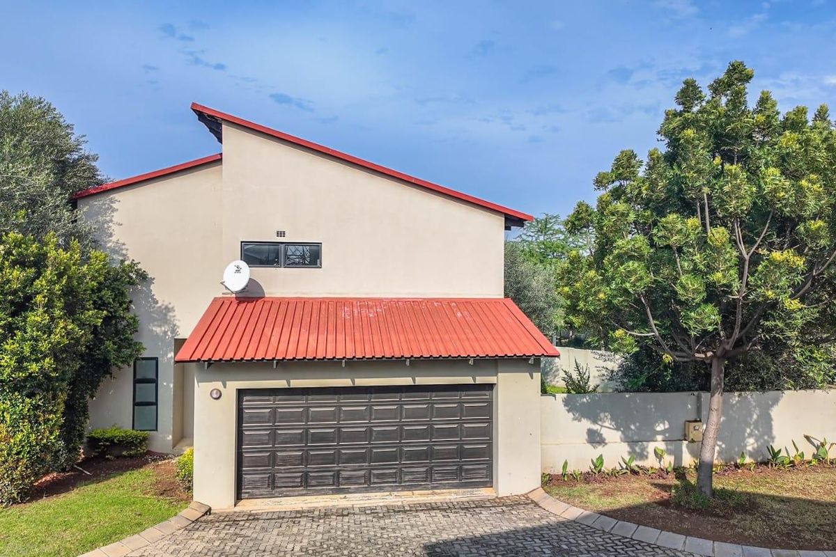 House For Sale In Sandton - Photo 2