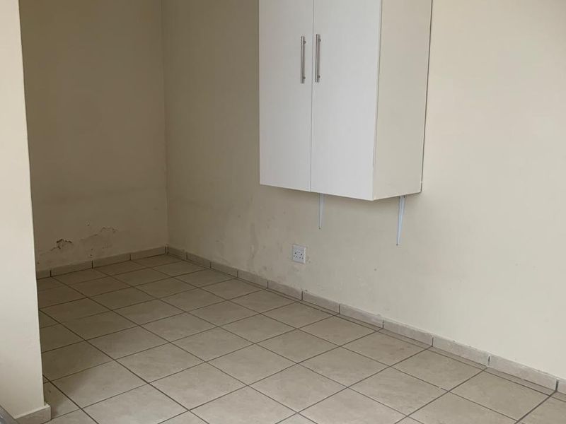 Apartment Rental Monthly In Johannesburg - Photo 5
