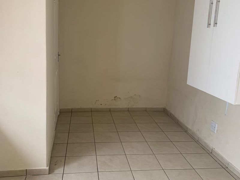Apartment Rental Monthly In Johannesburg - Photo 2