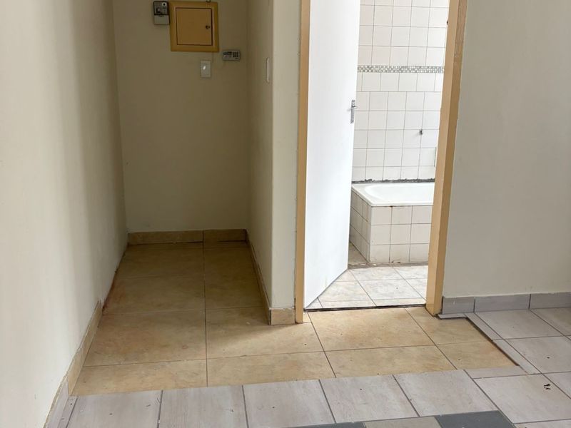 Apartment Rental Monthly In Johannesburg - Photo 4