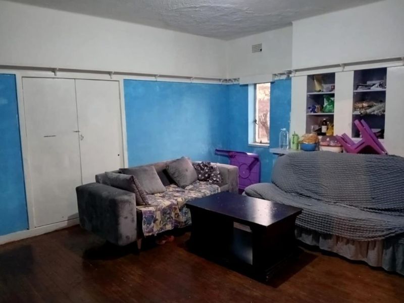 House For Sale In Johannesburg - Photo 10
