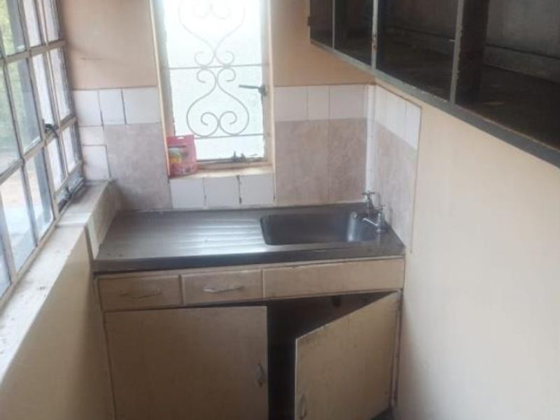 House For Sale In Johannesburg - Photo 7