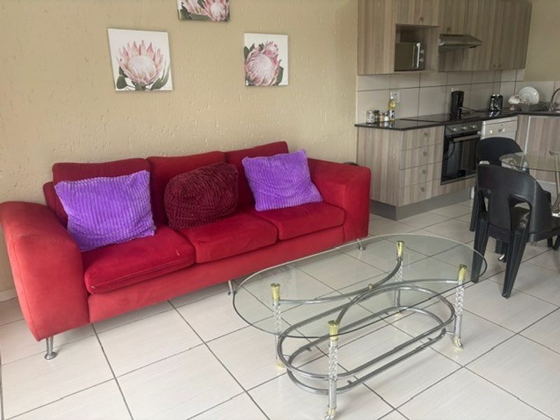 Apartment Rental Monthly In Sandton - Photo 4