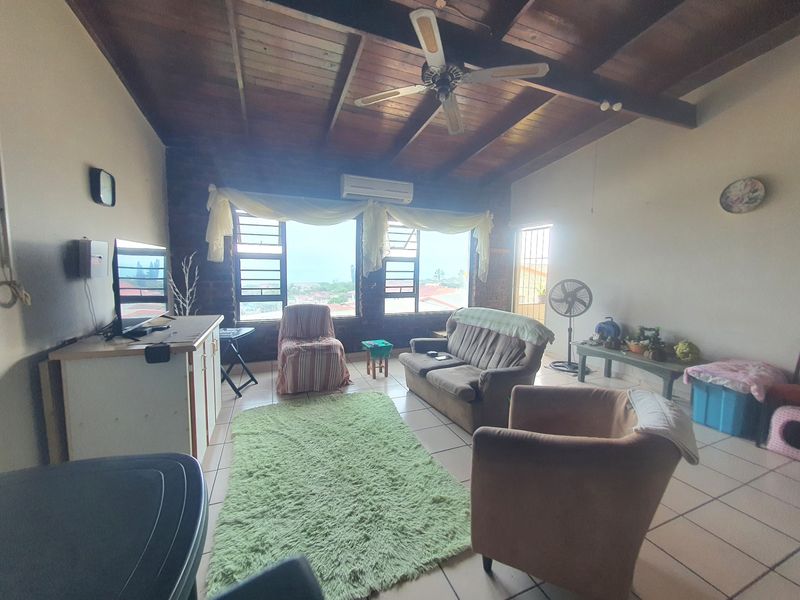 Apartment For Sale In Margate - Photo 5