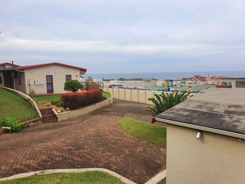 Apartment For Sale In Margate - Photo 2