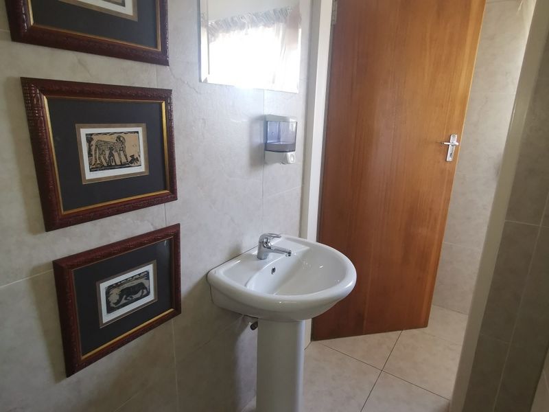 Commercial For Sale In Bloemfontein - Photo 10