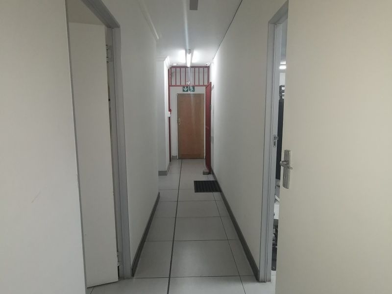 Commercial Rental Monthly In Bloemfontein - Photo 8
